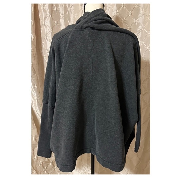Lululemon It Makes Two Wrap Heathered Black Gray Fleece Open Front - Picture 6 of 15